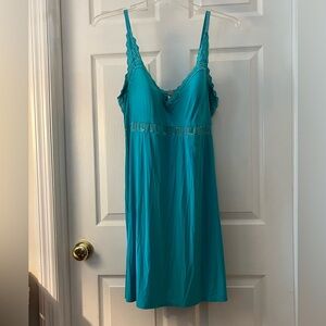 Aqua chemise, Rhonda Shear, Size 4X, support bra, 34” long, silky, 10% spandex.